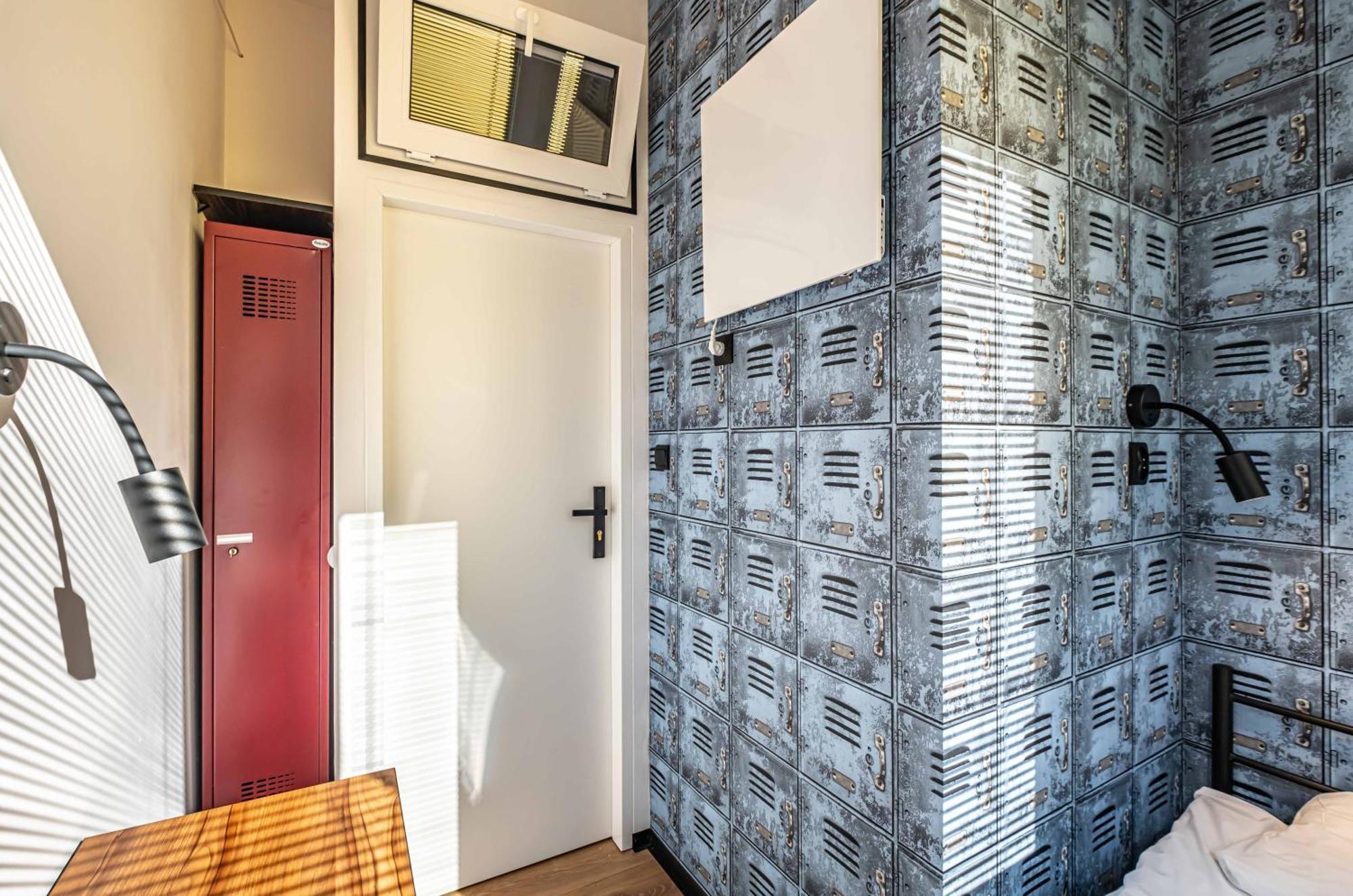 Vola Hostel Varsavia Esterno foto
